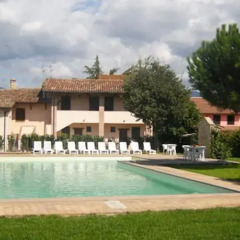Отель Casa Vacanze Nonna Vittoria Сполето бассейн