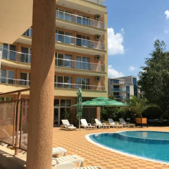 Отель Aparthotel Beatris бассейн