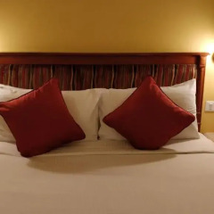 Отель The Suryaa New Delhi 5* Номер Делюкс с различными типами кроватей фото 9