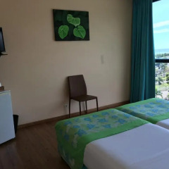 Отель Tahiti Airport Motel 2* Стандартный семейный номер с двуспальной кроватью фото 6