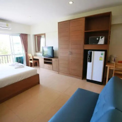 Отель The Icon Place at Nurn Plub Wan 3* Номер Делюкс с различными типами кроватей