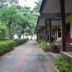Отель Ocean View Resort Ланта фитнесс-зал