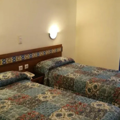 Отель Hostal Felipe V Стандартный номер с 2 отдельными кроватями фото 5