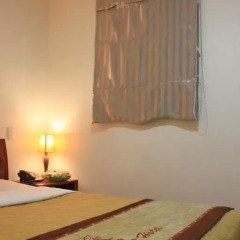 Giang Son 2 Hotel 2* Стандартный номер с двуспальной кроватью фото 10