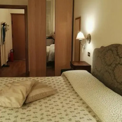 Отель Bilocale San Lorenzo 21 Генуя сейф в номере