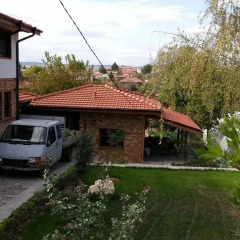 Отель Guest House Daya парковка