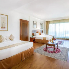 Grand Excelsior Hotel Bur Dubai 4* Стандартный номер с различными типами кроватей