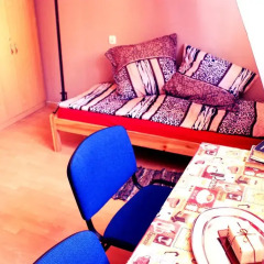 Hostel Universus i Apartament Стандартный семейный номер с разными типами кроватей фото 3