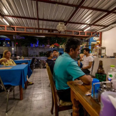 Отель Nong Guest House гостиничный бар