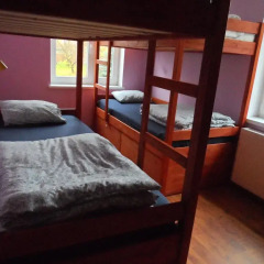 Hostel Mamas&Papas Кровать в общем номере с двухъярусными кроватями