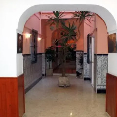 Отель Hostal Sanvi Испания, Херес-де-ла-Фронтера - отзывы, цены и фото номеров - забронировать отель Hostal Sanvi онлайн интерьер отеля