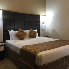 Al Jawhara Gardens Hotel 4* Номер Делюкс с различными типами кроватей