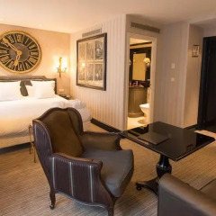 Отель Hôtel Chateaubriand Champs Elysées 4* Номер Делюкс фото 3