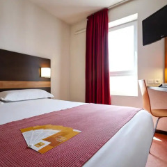 Отель Premiere Classe Lyon Centre - Gare Part Dieu 2* Стандартный номер с различными типами кроватей фото 6