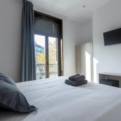 Отель Hostalin Barcelona Pg. de Gràcia 3* Стандартный номер с двуспальной кроватью фото 43