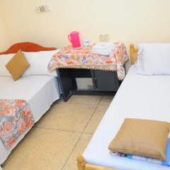 Отель Manimalar Lodge 3* Стандартный номер с различными типами кроватей