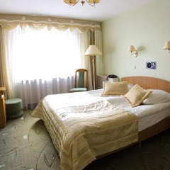 Гостиница Luchesa 4* Стандартный семейный номер с двуспальной кроватью фото 8