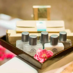 The Royal Paradise Hotel & Spa 4* Улучшенный номер с двуспальной кроватью фото 3