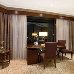 Kharkiv Palace Hotel 5* Улучшенный номер разные типы кроватей фото 2