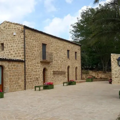 Отель B&B La Quercia e l'Asino Пьяцца-Армерина