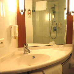 Отель Ibis Genève Petit Lancy ванная