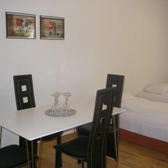 Апартаменты Budget Apartments в номере