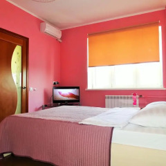 Апартаменты Inndays Center Apartments комната для гостей фото 4