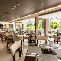 Отель Adelphi Grande Sukhumvit питание фото 3