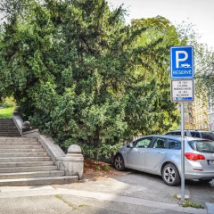 Prague Hostel Na Smetance Прага парковка