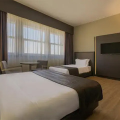 Отель HF Fénix Lisboa 4* Номер Комфорт с различными типами кроватей фото 2