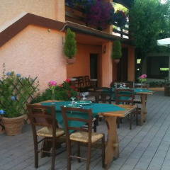 Отель Agriturismo Casale Il Gallo Bianco Озимо питание