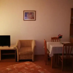 Отель Yassen VIP Apartaments комната для гостей фото 4