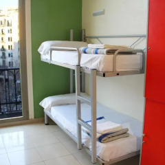 Отель Safestay Passeig de Gracia Стандартный номер фото 3