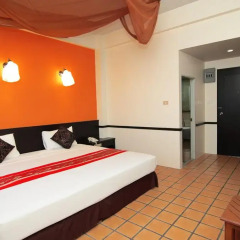 Rome Place Hotel 2* Улучшенный номер с двуспальной кроватью фото 2