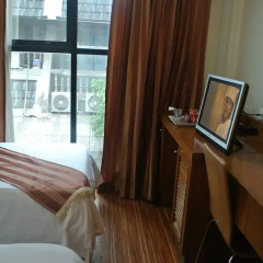 Sun City Hotel 3* Улучшенный номер с различными типами кроватей фото 3