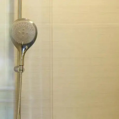 Alisha Court Hotel & Residence Бангкок ванная фото 2