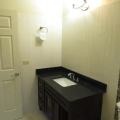 Отель Kingston Paradise Place Guesthouse Люкс с различными типами кроватей фото 12