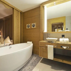 ERMITAGE Wellness- & Spa-Hotel 5* Люкс с различными типами кроватей фото 5