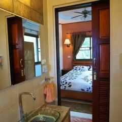 Отель Villa Siam Lanna @ Golden Pool Villas Ланта ванная фото 2