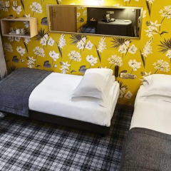 Отель Hôtel Saint Paul Rive Gauche 4* Стандартный семейный номер с двуспальной кроватью фото 3