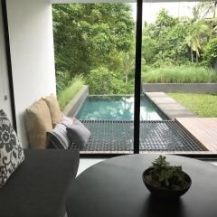 Отель Origin Ubud бассейн