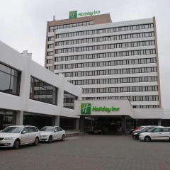 Отель Holiday Inn Bratislava парковка