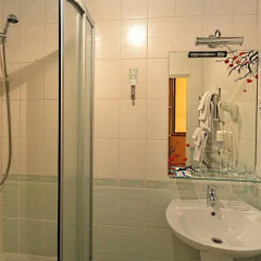 Krasny Terem Hotel 3* Улучшенный номер с различными типами кроватей фото 3