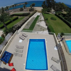 Отель Shaye Frontline Villa Кипр, Протарас - отзывы, цены и фото номеров - забронировать отель Shaye Frontline Villa онлайн бассейн фото 2