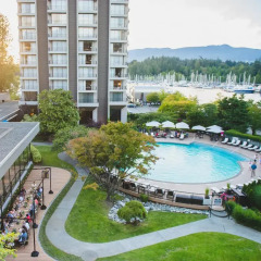 Отель The Westin Bayshore Vancouver Канада, Ванкувер - отзывы, цены и фото номеров - забронировать отель The Westin Bayshore Vancouver онлайн бассейн фото 2
