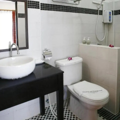 Отель Krabi Tropical Beach Resort 3* Улучшенный номер с различными типами кроватей фото 2