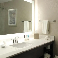 Отель Crowne Plaza Nashua 3* Стандартный номер с различными типами кроватей фото 3