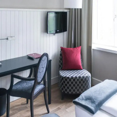 Victoria Hotel 4* Стандартный номер с двуспальной кроватью фото 3