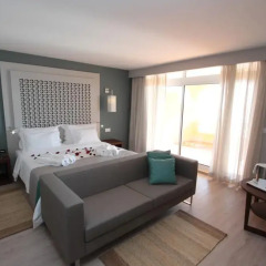 Hotel Oriental - Adults Only 4* Улучшенный номер фото 3