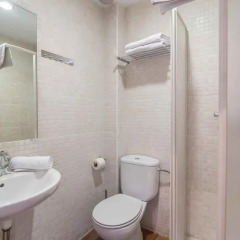 Отель Hostal Yeti ванная